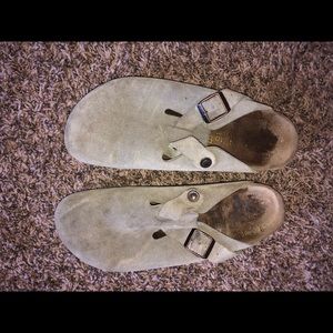 Tan Clog Birkenstocks (Birks)